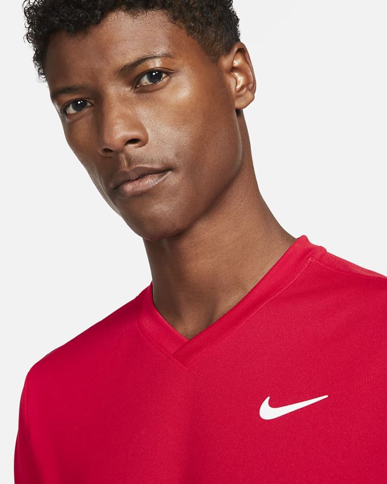 Nikecourt Dri-Fit Victory