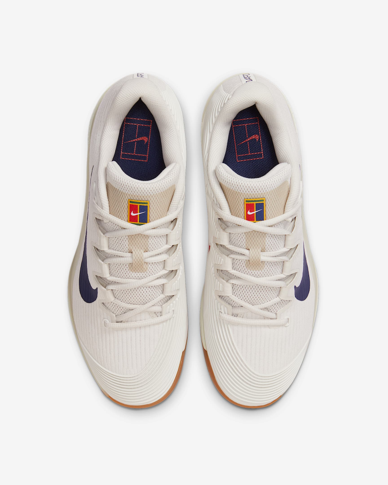 Nike Vapor 12 Sert Kort Kadın Tenis Ayakkabısı