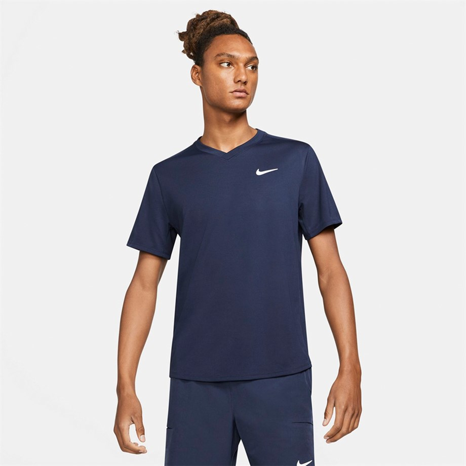 Nikecourt Dri-Fit Victory