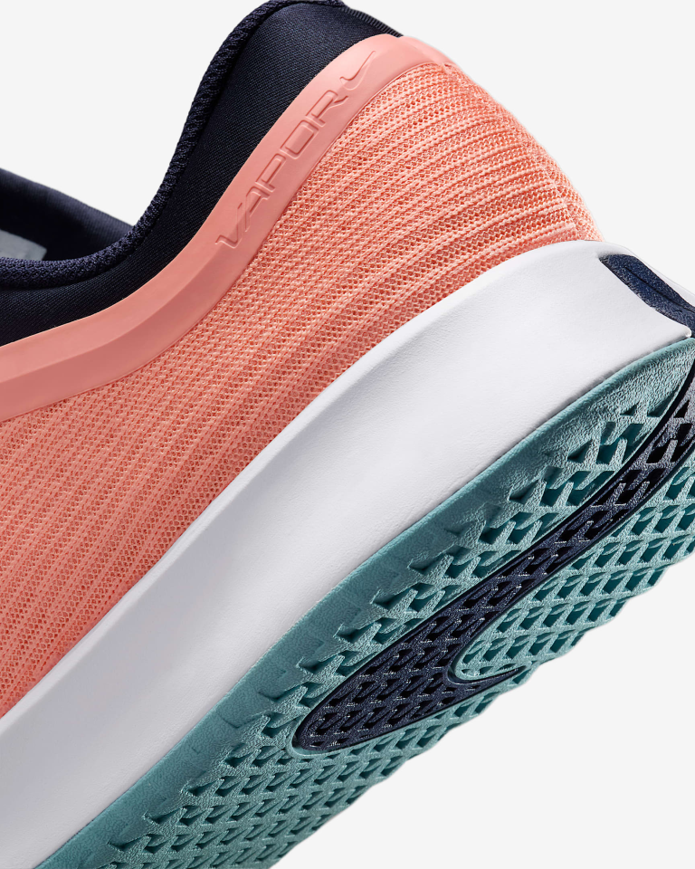 Nike Vapor Pro 3 Erkek Sert Kort Tenis Ayakkabısı