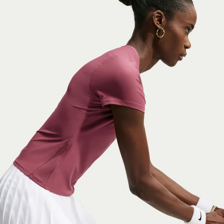Nike Victory Dri-FIT Kısa Kollu Kadın Tenis Üstü