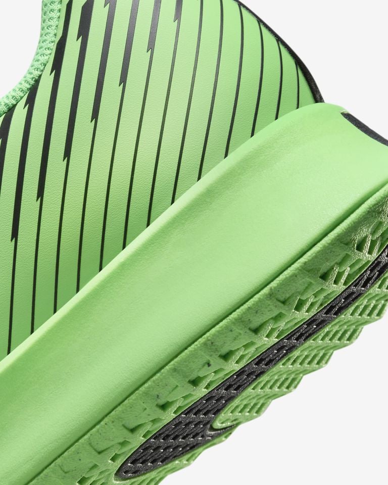 Nikecourt Air Zoom Vapor Pro 2 Sert Kort Kadın Tenis Ayakkabısı