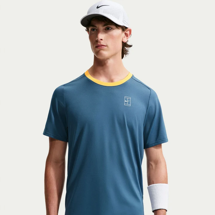 NikeCourt Advantage Erkek Tenis Tişörtü