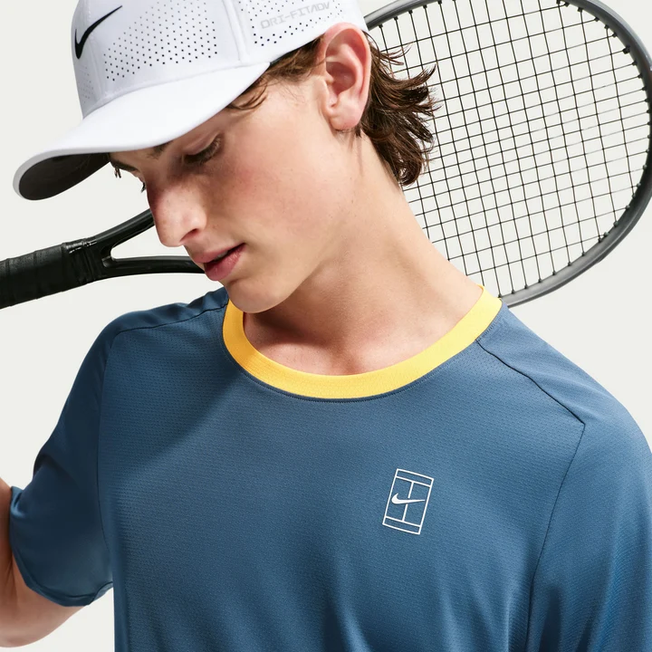 NikeCourt Advantage Erkek Tenis Tişörtü
