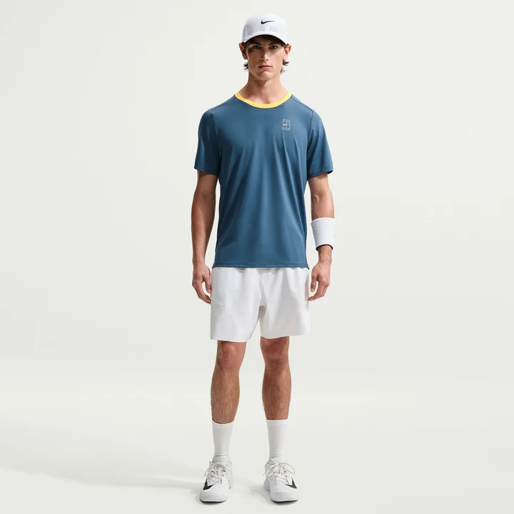 NikeCourt Advantage Erkek Tenis Tişörtü