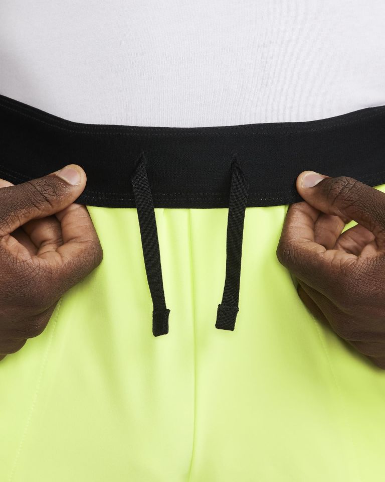 Nikecourt Advantage Dri-Fit 18 Cm Erkek Tenis Şortu