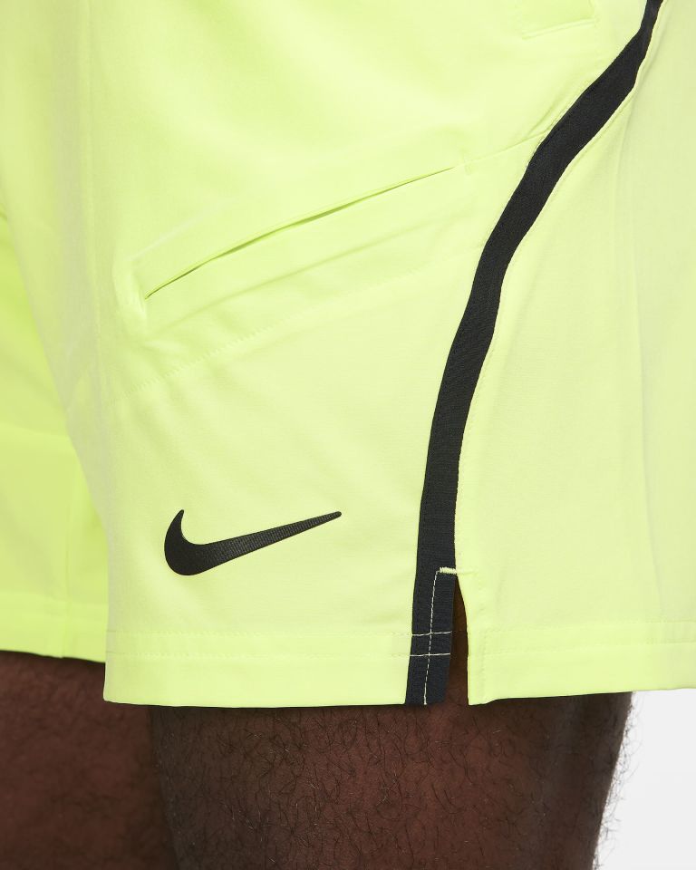 Nikecourt Advantage Dri-Fit 18 Cm Erkek Tenis Şortu