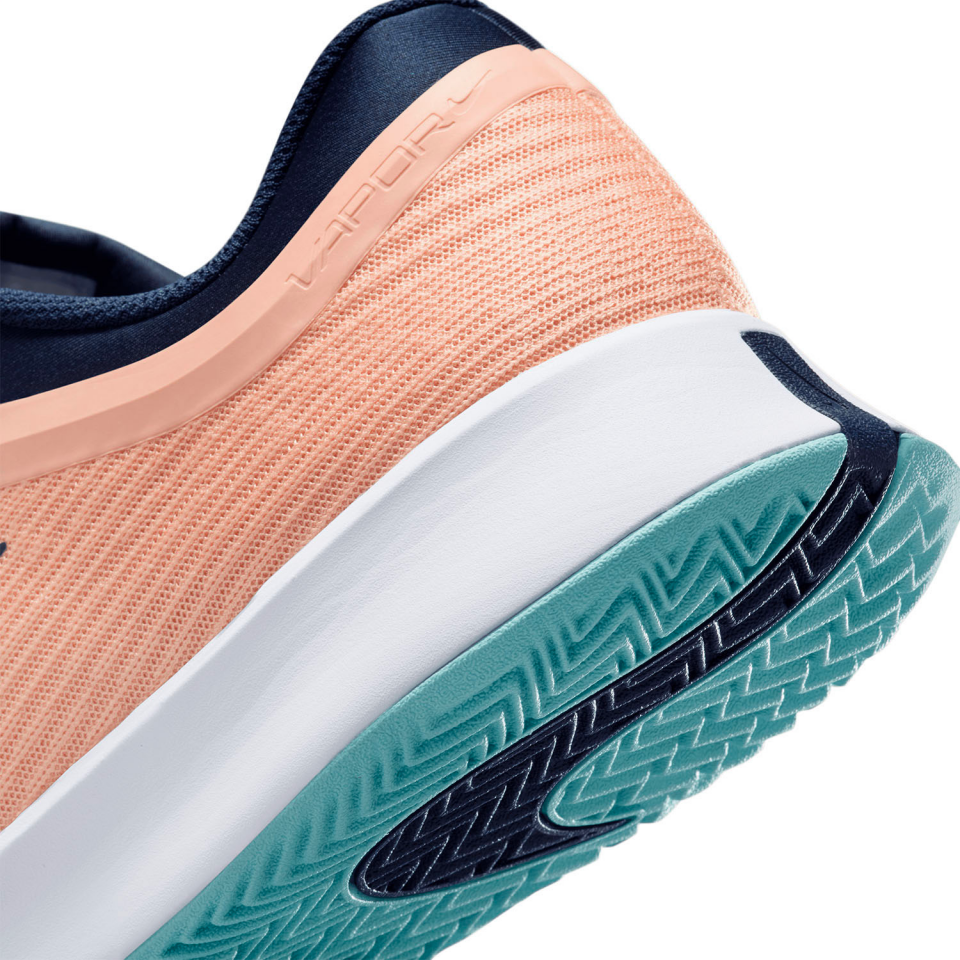 Nike Vapor Pro 3 Toprak (CLAY) Kort Erkek Tenis Ayakkabısı