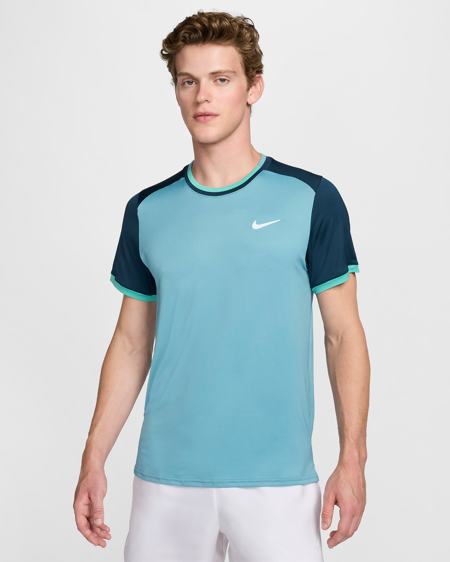 NikeCourt Dri-FIT Advantage Erkek Tenis Üstü