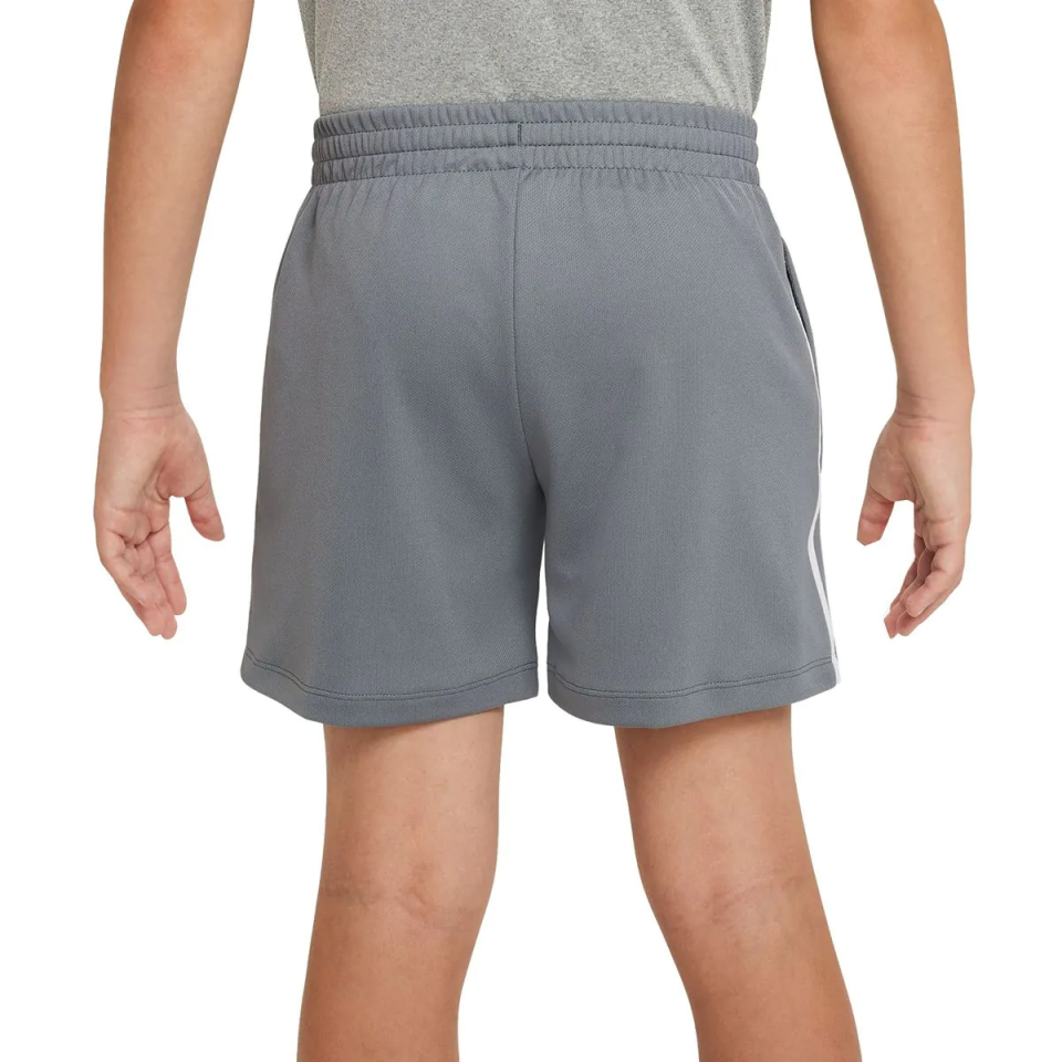 Nike Multi Dri-FIT Grafikli Genç Erkek Çocuk Antrenman Şortu