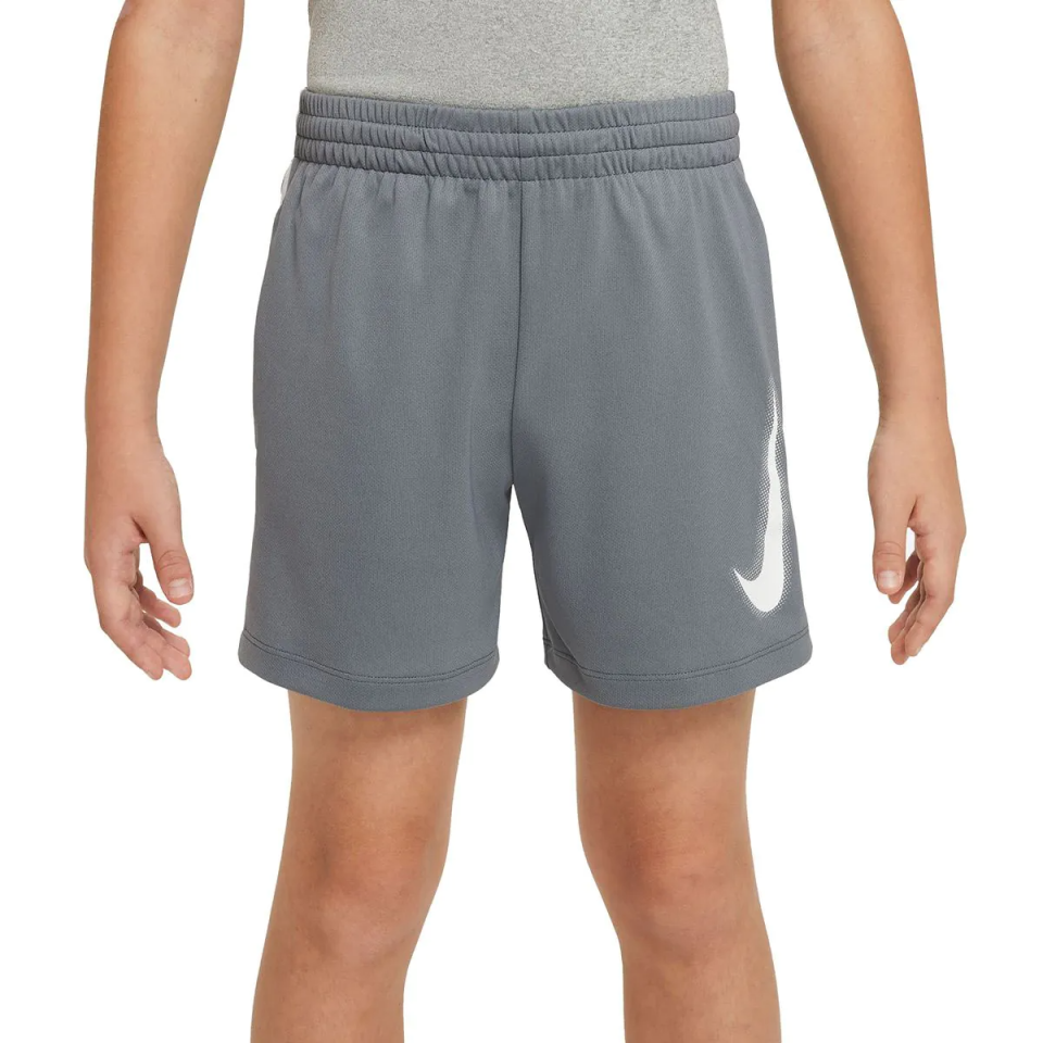 Nike Multi Dri-FIT Grafikli Genç Erkek Çocuk Antrenman Şortu
