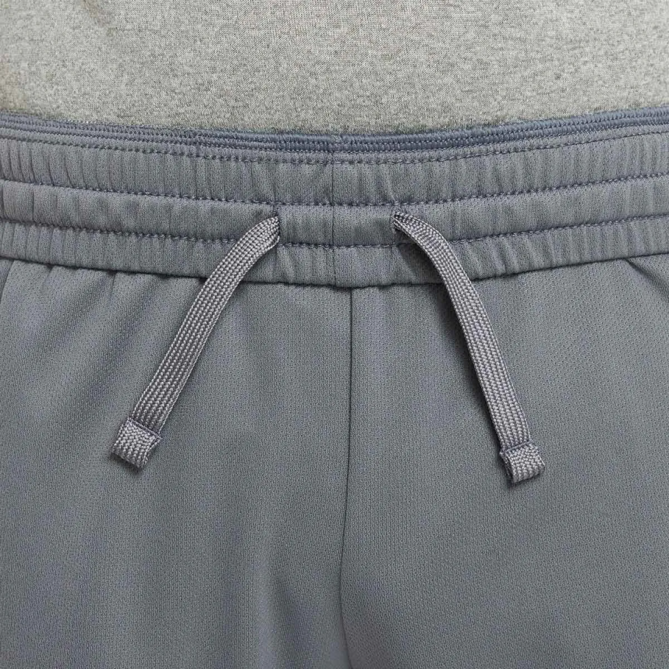 Nike Multi Dri-FIT Grafikli Genç Erkek Çocuk Antrenman Şortu