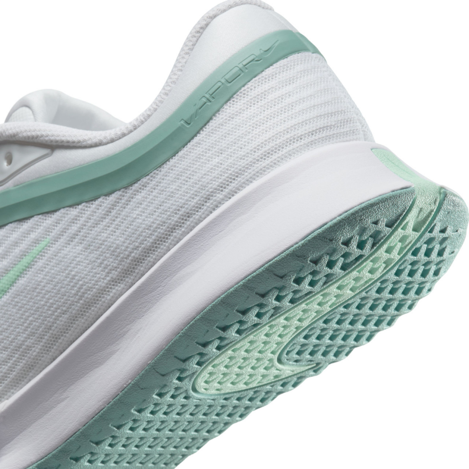 Nike Vapor Pro 3 Sert Kort Tenis Ayakkabısı