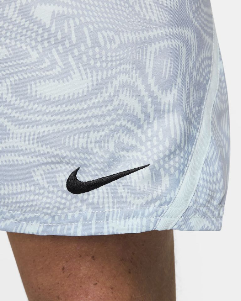 Nikecourt Victory Men'S 9'' Dri-Fit Tennis Shorts