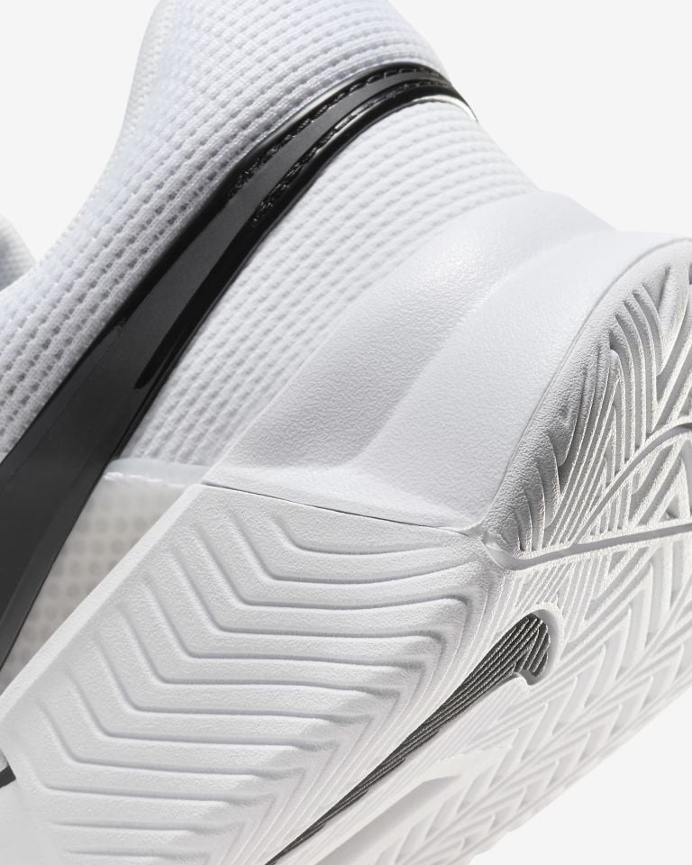 Nike Zoom Gp Challenge 1 Kadın Sert Zemin Tenis Ayakkabısı