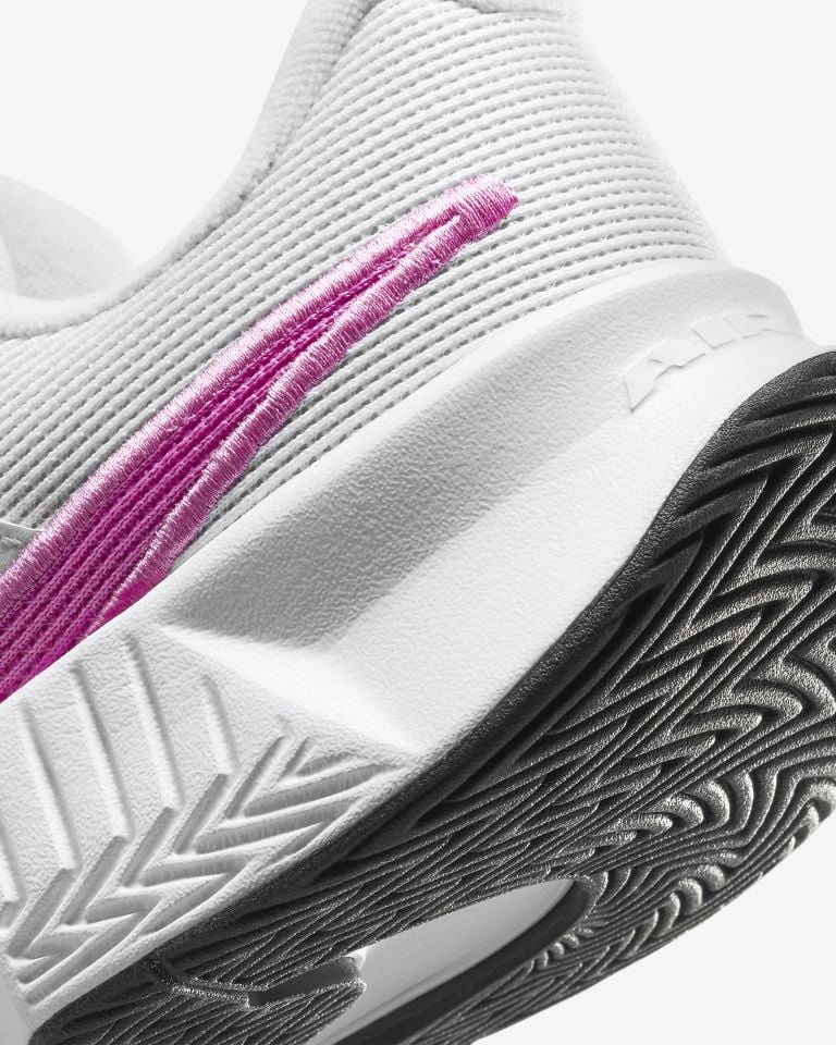 Nike Gp Challenge Pro Sert Kort Kadın Tenis Ayakkabısı