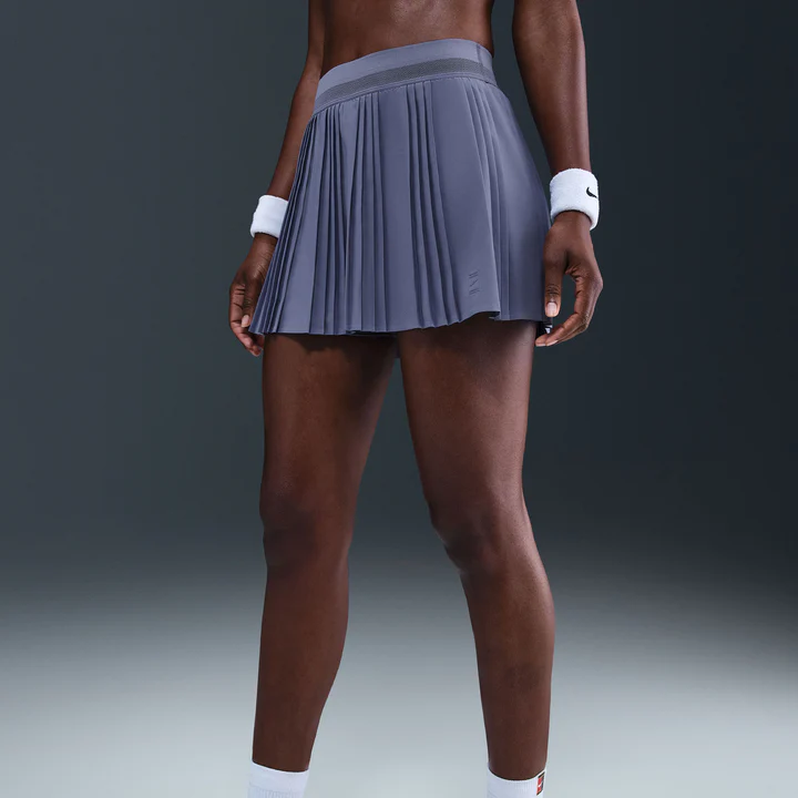 NikeCourt Advantage Dri-FIT Pileli Kadın Tenis Eteği
