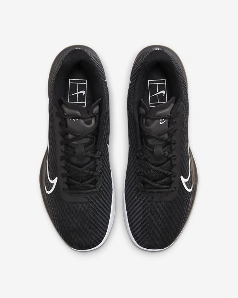 Nikecourt Air Zoom Vapor 11