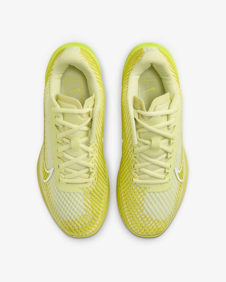 Nikecourt Air Zoom Vapor 11 Sert Kort Kadın Tenis Ayakkabısı