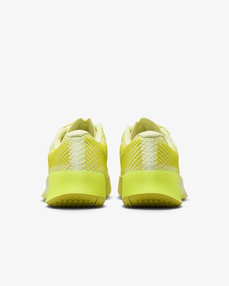 Nikecourt Air Zoom Vapor 11 Sert Kort Kadın Tenis Ayakkabısı