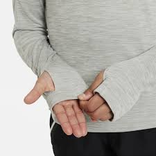 Nike Dri-FIT Dri-FIT Uzun Kollu Yarım Fermuarlı Genç Kız Çocuk Üstü