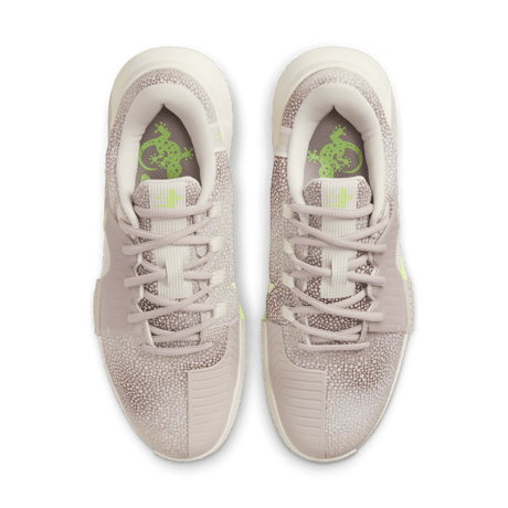 Nike Zoom Gp Challenge 1 Sert Kort Kadın Tenis Ayakkabısı