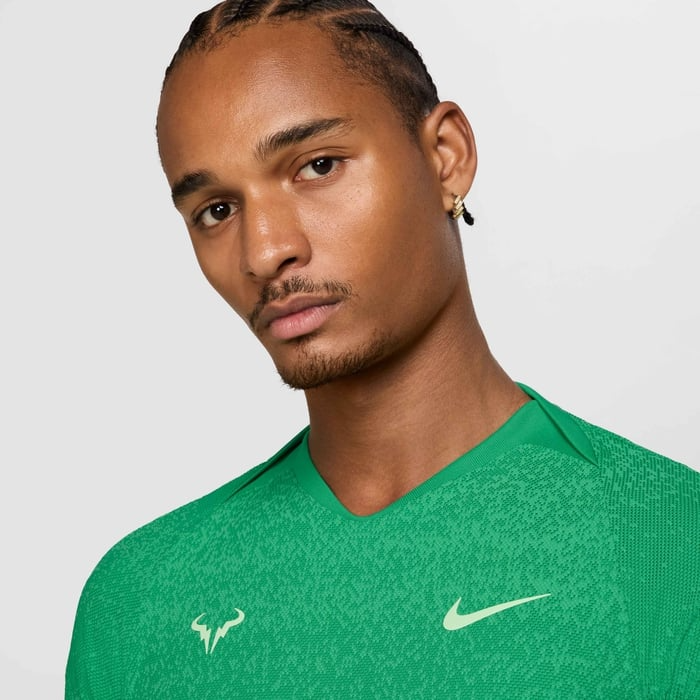Rafa NikeCourt Dri-FIT ADV Kısa Kollu Erkek Tenis Üstü