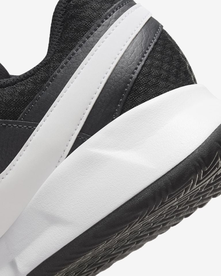 Nikecourt Lite 4 Toprak Kort Erkek Tenis Ayakkabısı