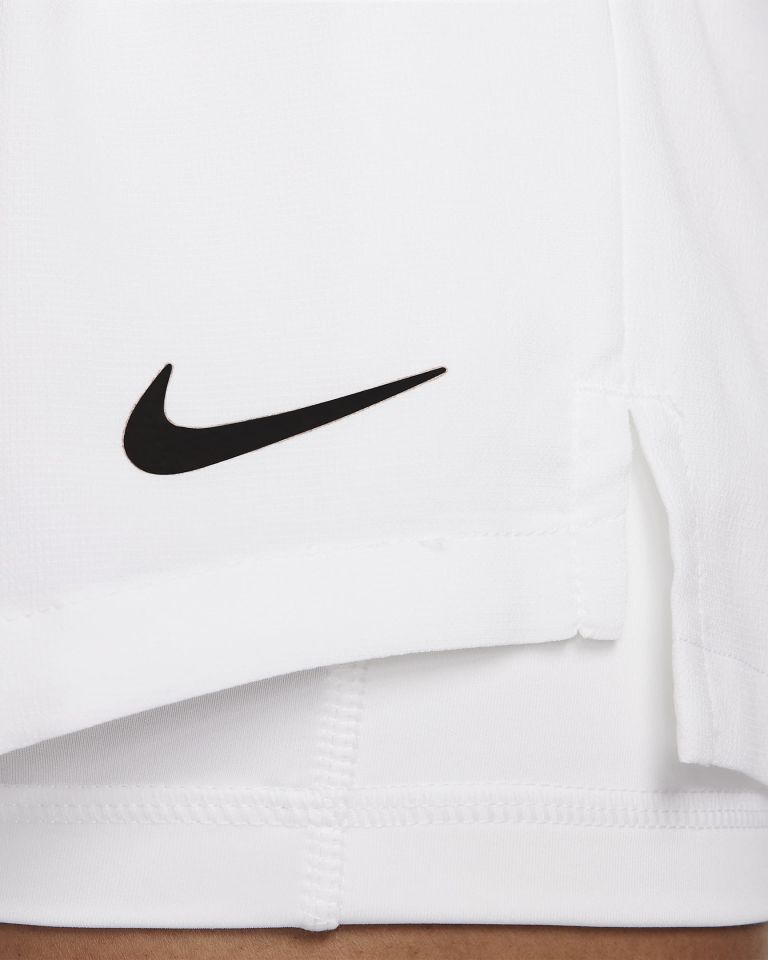 Nikecourt Advantage Dri-Fit Kadın Tenis Şortu