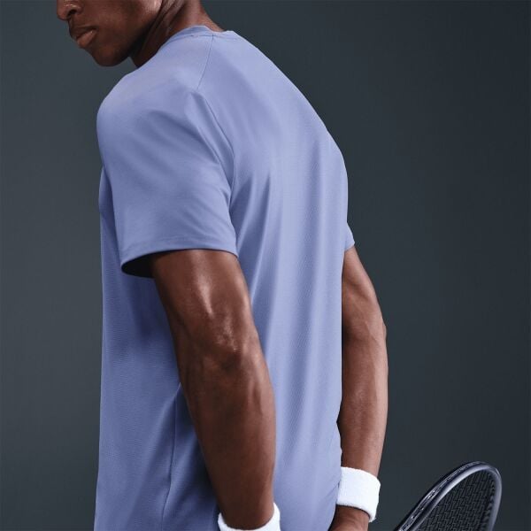 NikeCourt Advantage Dri-FIT Erkek Tenis Üstü