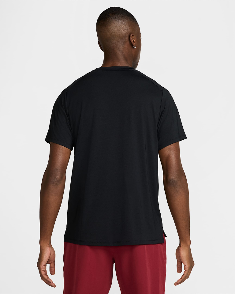 NikeCourt Advantage Dri-FIT Erkek Tenis Üstü