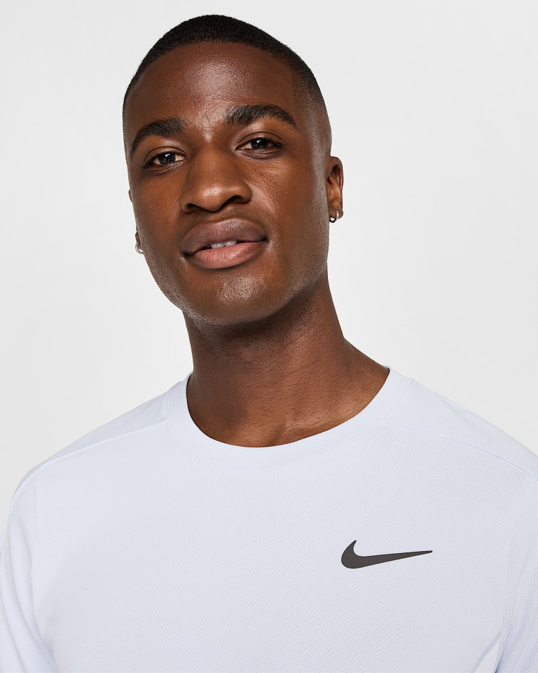 NikeCourt Slam Dri-FIT Erkek Tenis Üstü