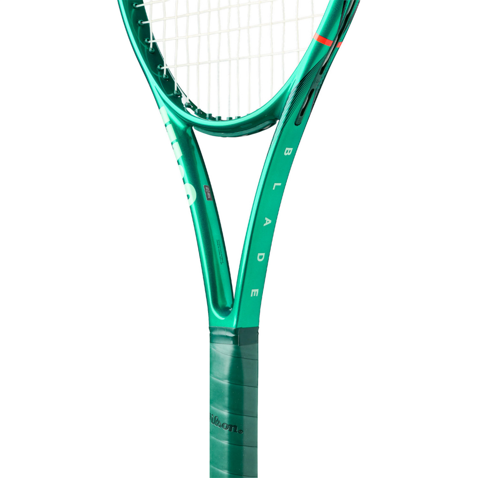 Wilson Blade 100L V10 Tenis Raketi