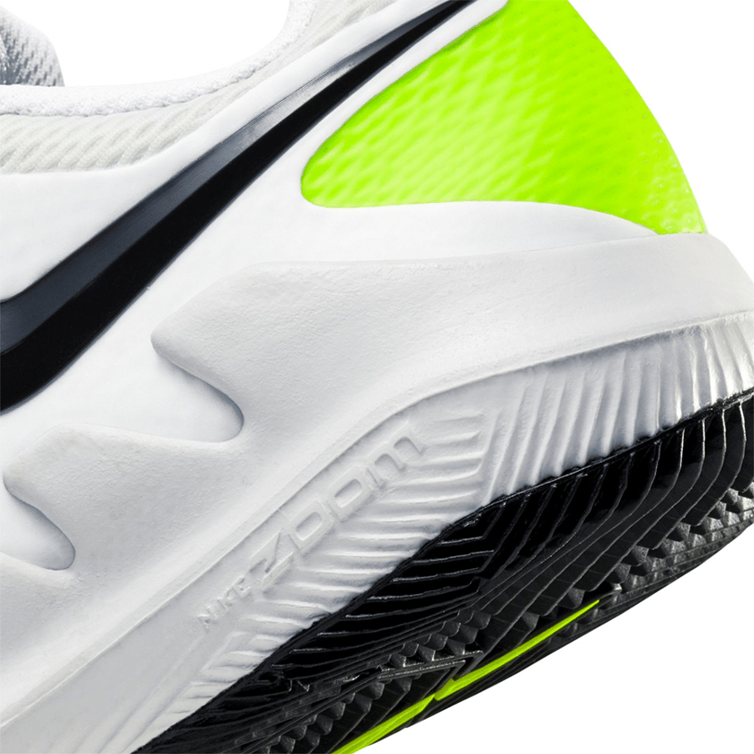 NikeCourt Jr. Vapor X Cocuk Tenis Ayakkabısı