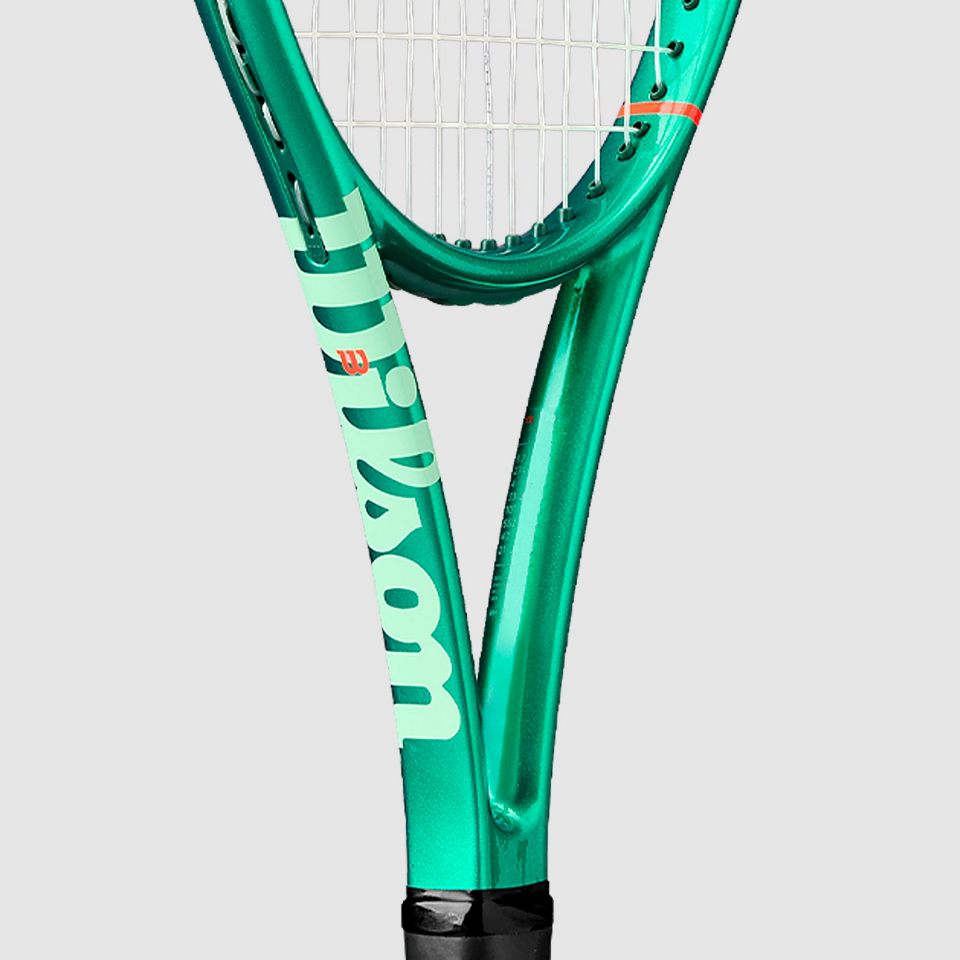 Wilson Blade 98 Pro 16×19 V10 Tenis Raketi