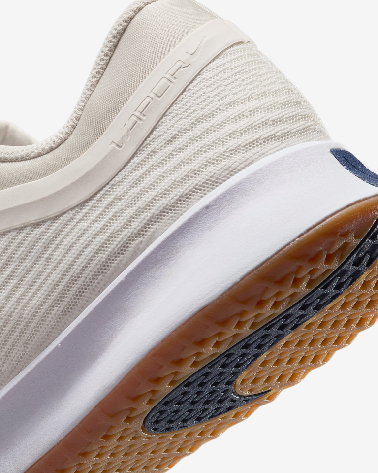 Nike Vapor Pro 3 Erkek Sert Kort Tenis Ayakkabısı