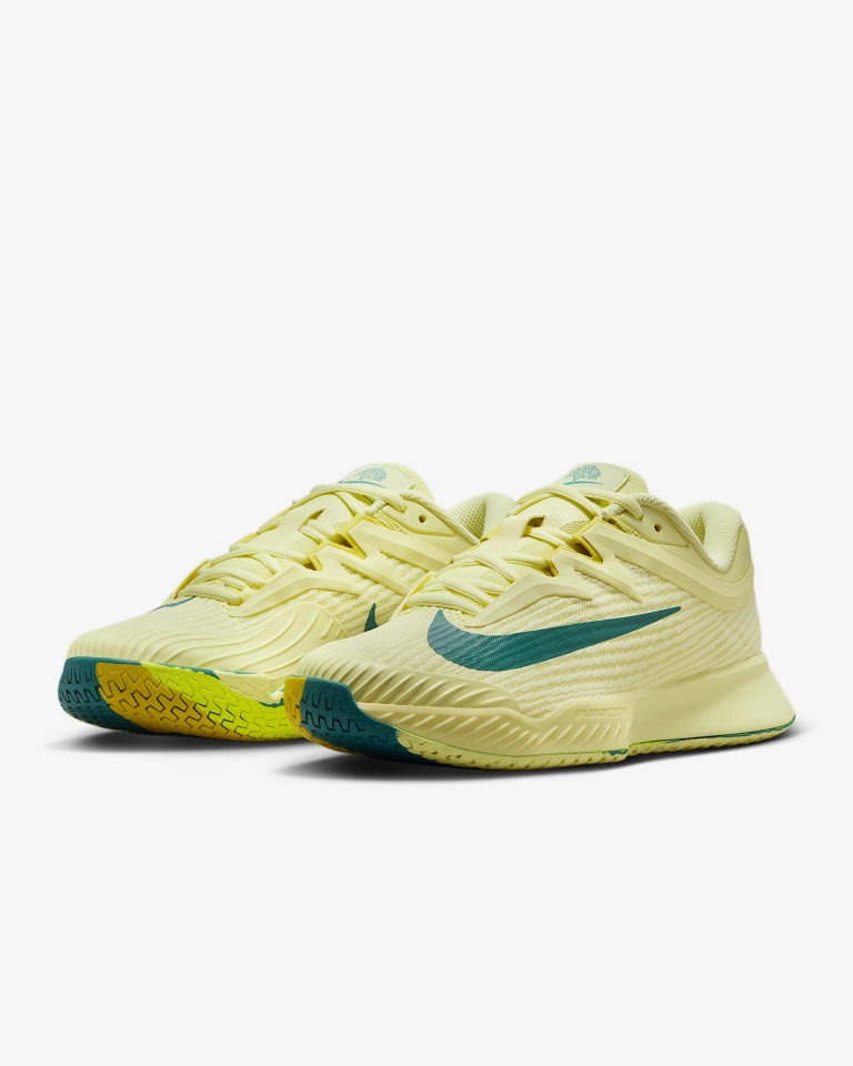 Nike Vapor Pro 3 Premium Sert Kort Kadın Tenis Ayakkabısı