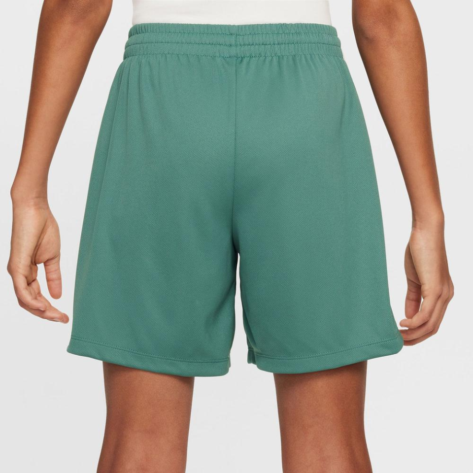 Nike Multi Dri-FIT Grafikli Genç Erkek Çocuk Antrenman Şortu