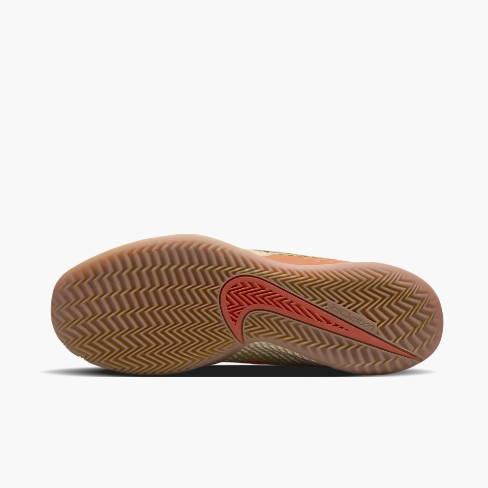 NikeCourt Air Zoom Vapor 11 Premium Toprak Tenis Ayakkabısı