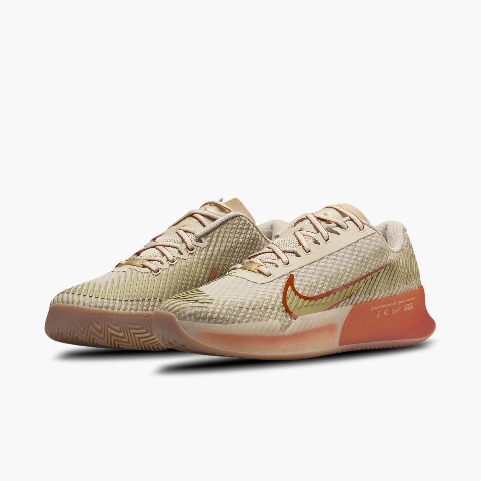 NikeCourt Air Zoom Vapor 11 Premium Toprak Tenis Ayakkabısı